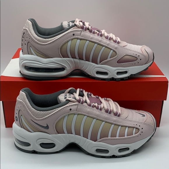 • NIKE W AIR MAX TAILWIND IV barely rose/smoke gre - Picture 16 of 16